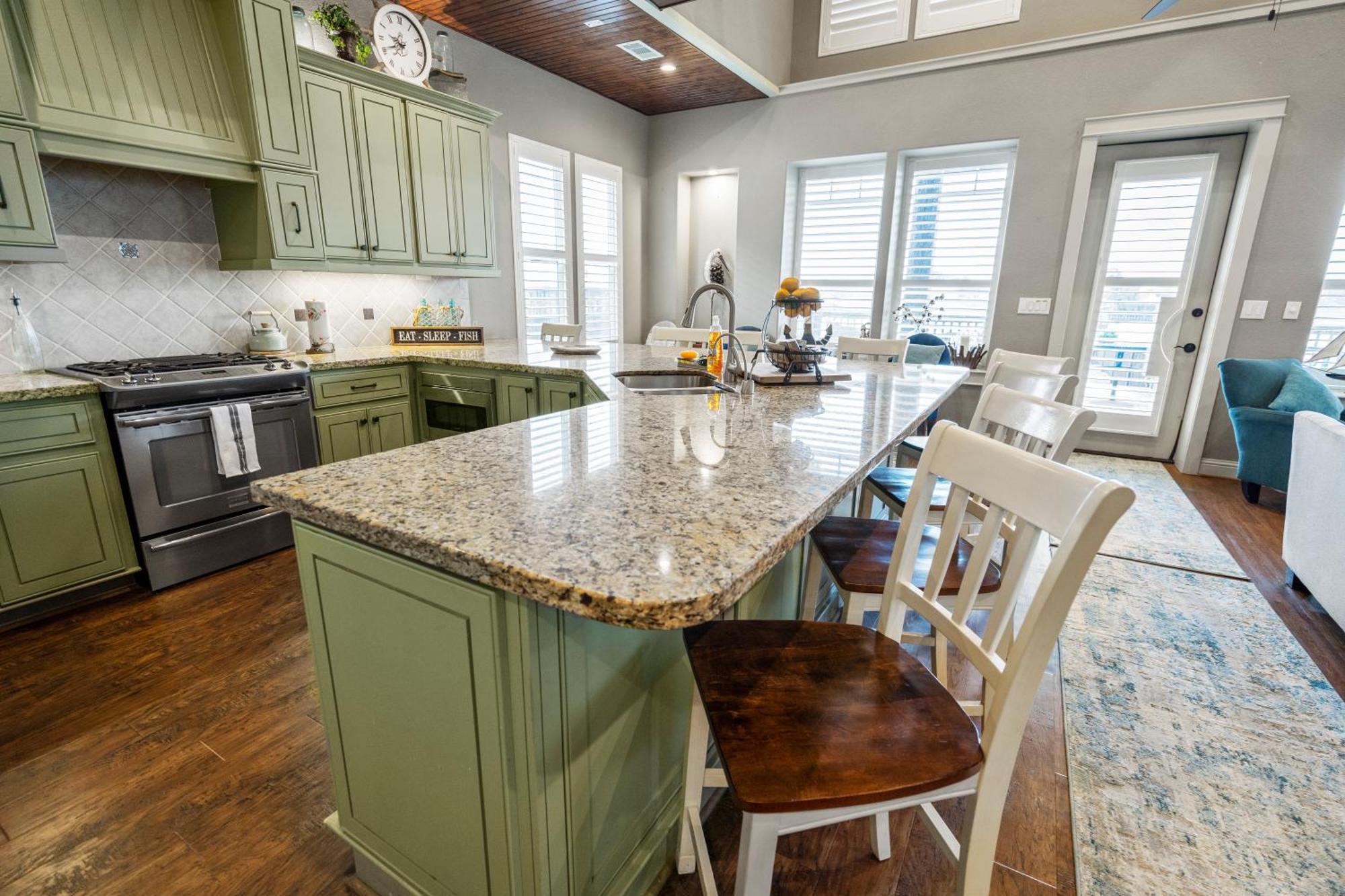 Luxury Waterfront Home Family And Pet Friendly Near Surfside Beach 11 Mins Freeport Exterior foto